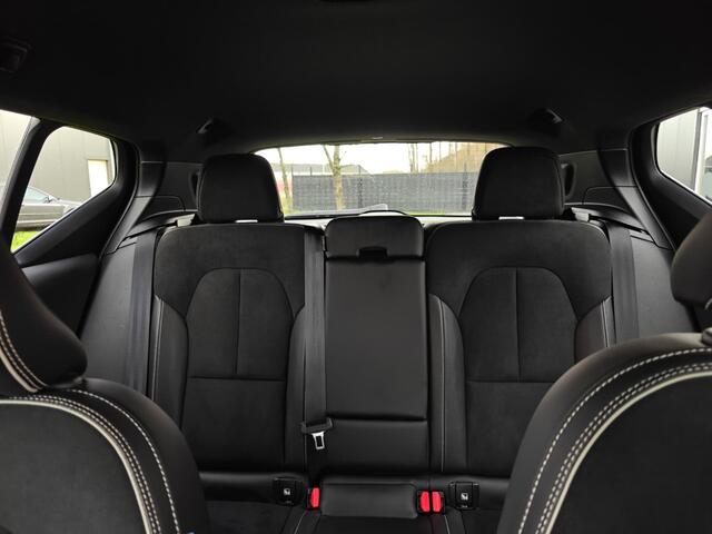Volvo XC40 T3 R-Design | Rijklaarprijs | Trekhaak | Camera |