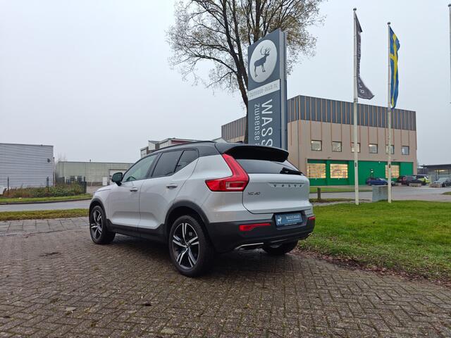 Volvo XC40 T4 R-Design | Rijklaarprijs | Pano dak | Intelli Safe |