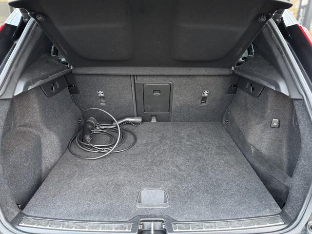 Volvo XC40 1.5 T5 Recharge Inscription Leder | Trekhaak | Camera |