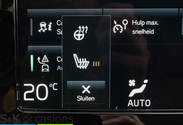 Volvo XC40 1.5 T5 Recharge Inscription Leder