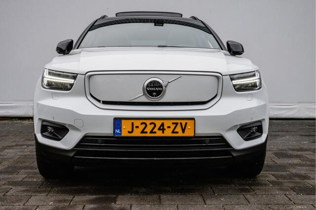 Volvo XC40 Recharge P8 AWD R-Design Trekhaak/ Panoramadak/ Stoel-stuurverwarming/ Camera/ Navigatie/ Contourstoelen/ Carplay/ Adapt. cruise