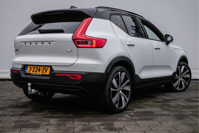 Volvo XC40 Recharge P8 AWD R-Design Trekhaak/ Panoramadak/ Stoel-stuurverwarming/ Camera/ Navigatie/ Contourstoelen/ Carplay/ Adapt. cruise