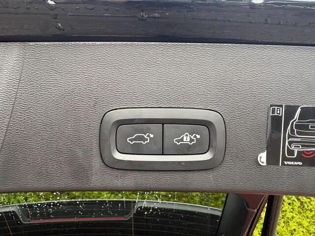 Volvo XC40 Recharge Plus | Stoel/Stuur Verwarming | Trekhaak |