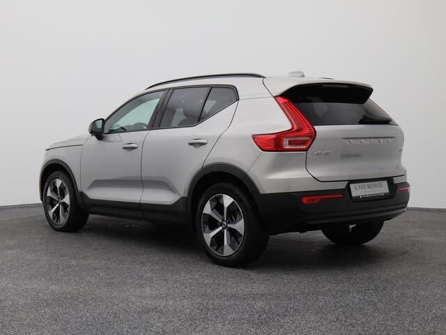 Volvo XC40 2.0 B3 Ultimate Bright | PANO | 360° | H&K | KEYLESS | STOEL- EN STUURVERW.