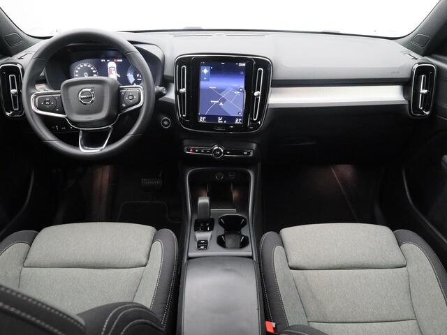 Volvo XC40 1.5 T4 Recharge Inscription Expression | CAMERA | KEYLESS