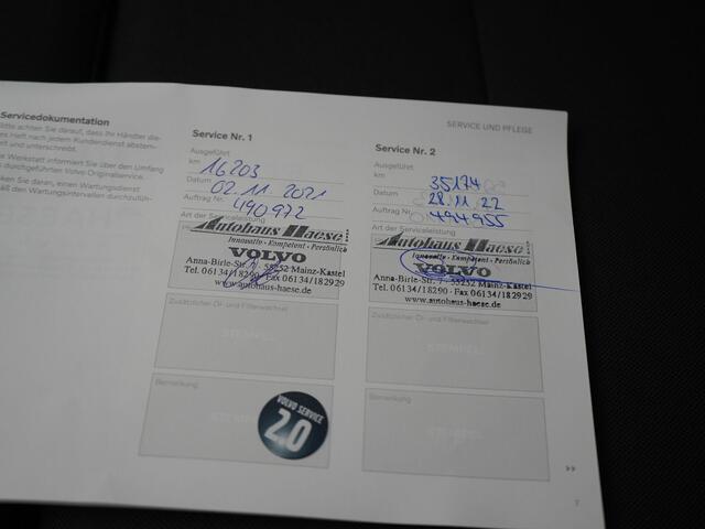 Volvo XC40 T4 Recharge R-Design Plug In Hybrid 211pk Dealer O.H. PHEV | Camera | Sportstoelen Memory | Apple Carplay | Keyless | Navigatie | Virtual | Blis | Cruise Control |