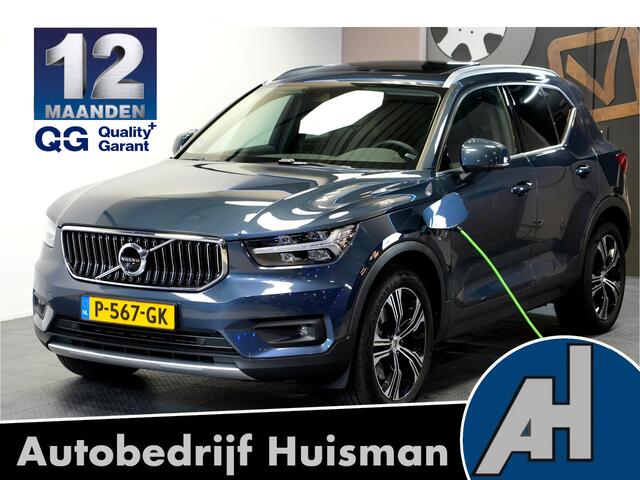 Volvo XC40 1.5 T4 Plug-in Hybrid 155kW/211pk DCT7 Inscription PANORAMADAK + EL.TREKHAAK + MATRIX LED + HARMAN/KARDON + SPORTSTOELEN + ADAPT.CRUISE + NAVI SENSUS + LANE ASSIST + PILOT ASSIST + 360 CAMERA + KEYLESS ENTRY&GO + PARKSENSOREN V&A + 19" LM-VELGEN!!