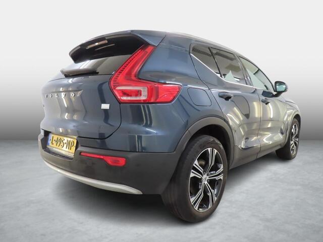 Volvo XC40 1.5 T4 Recharge Inscription | Trekhaak | Adaptieve cruise | Camera | Leder | Stoelverwarming | Stuurverwarming | Volvo on Call | Pilot assist | Draadloze lader |