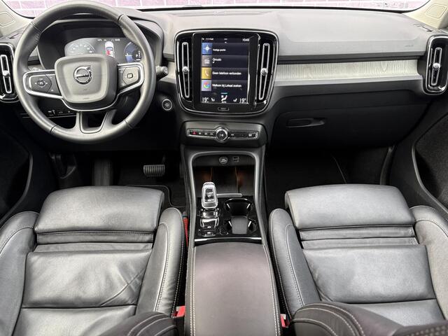 Volvo XC40 1.5 T5 Recharge Inscription | Trekhaak | Leder | Memory | Adaptieve LED meesturend | Zitting verlengers | Harman/Kardon | Adaptieve cruise control | Blis | On Call |
