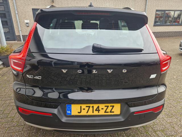 Volvo XC40 Recharge P8 AWD R-Design Pano | Harman Kardon | 20"