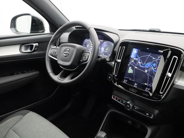 Volvo XC40 1.5 T4 Recharge Inscription Expression | PANO | CAMERA | KEYLESS
