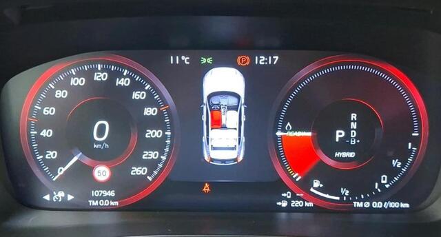 Volvo XC40 1.5 T5 Recharge 262 pk R-Design Navi Trekhaak Panoramadak Pilot Assist ACC Harman Kardon 360 Camera Stoel + Stuur Verwarming Dab Getint Glas NL Auto Plug in Hybride