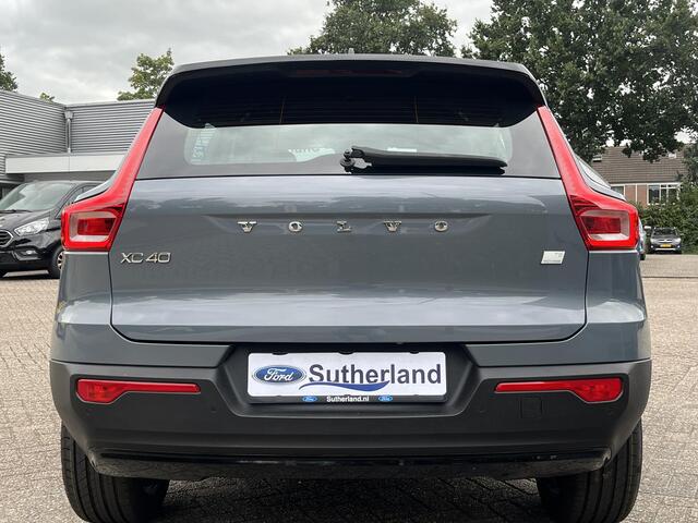 Volvo XC40 1.5 T5 Recharge R-Design 262pk | ZUID | Parking pack | 1.800 Kg trekgewicht