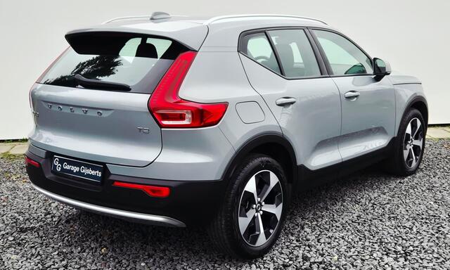 Volvo XC40 1.5 T2 Core 19" Wielen - Climate - LED-Thorshammer - Apple Carplay Android - Keyless Drive - Elektrische achterklep