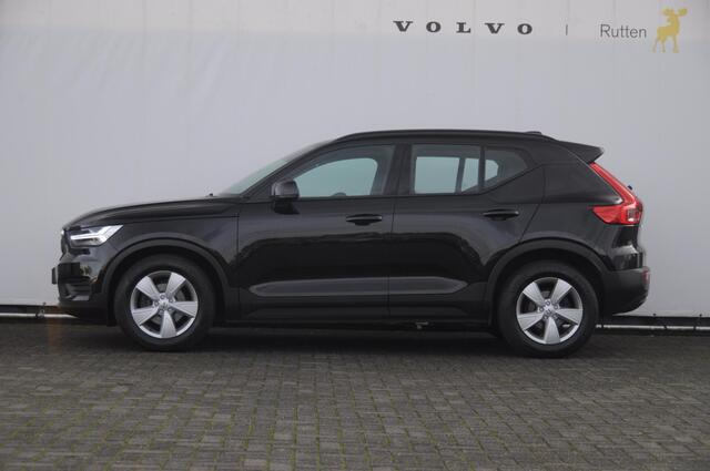 Volvo XC40 T3 163PK / Cruise control / Parkeersensoren met camera / Automatisch climate control / Bluetooth / Metallic lak / Lichtmetalen velgen
