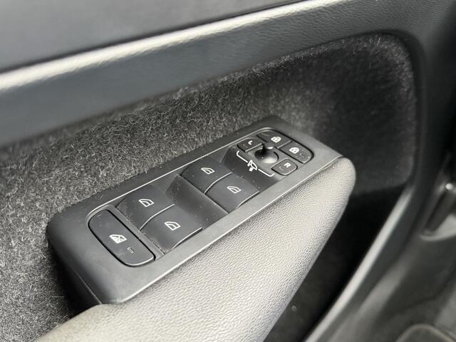 Volvo XC40 1.5 T3 R-Design