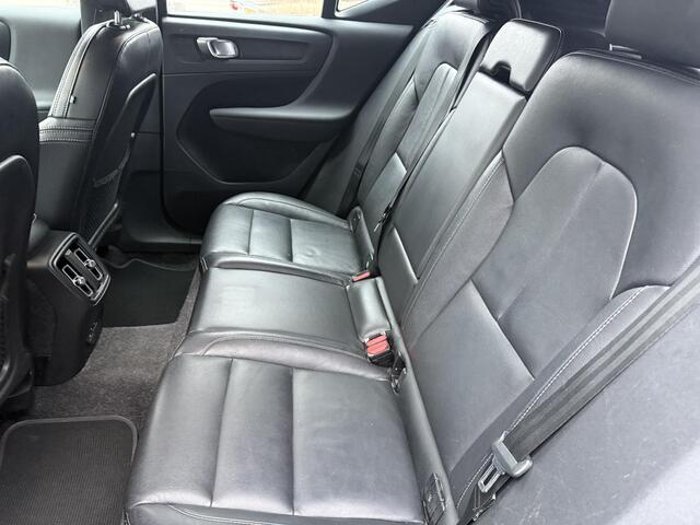 Volvo XC40 Recharge P8 AWD R-Design Schuifdak