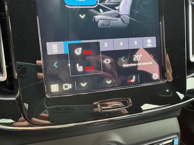 Volvo XC40 Recharge Plus 70 kWh | BLIS | Stoel/Stuur Verwarming | Pilot Assist |