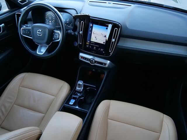 Volvo XC40 1.5 T5 Twin Engine Inscription 262 Pk Automaat Navigatie / Leer / Schuifdak / Camera / Apple Carplay