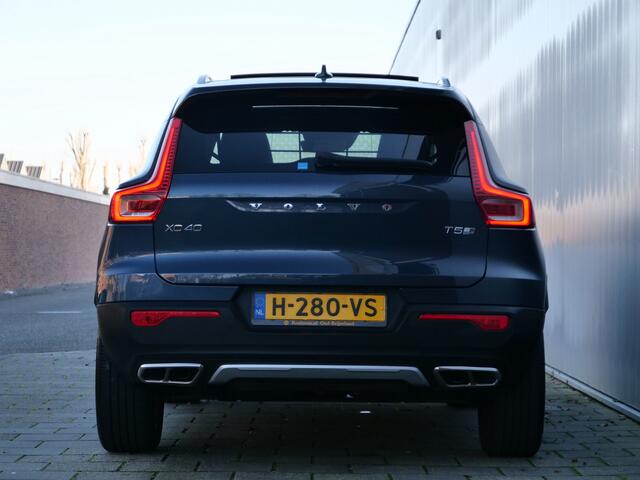 Volvo XC40 1.5 T5 Twin Engine Inscription 262 Pk Automaat Navigatie / Leer / Schuifdak / Camera / Apple Carplay