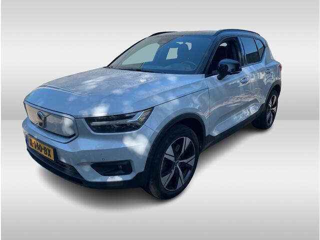 Volvo XC40 Recharge P8 AWD R-Design / Trekhaak / Panoramadak / Camera / Keyless / Harman Kardon / 19'' / Half leder / Stuur+Stoelverwarming / DAB / Dodehoek / ACC