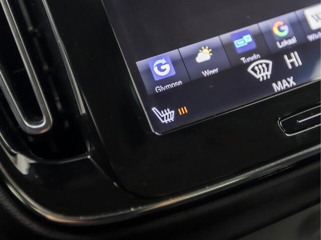Volvo XC40 1.5 T5 Twin Engine Inscription 262Pk Automaat (APPLE CARPLAY, GROOT NAVI, LEDER, STOELVERWARMING, SPORTSTOELEN, ADAPTIVE CRUISE, ELEK ACHTERKLEP, NIEUWSTAAT)
