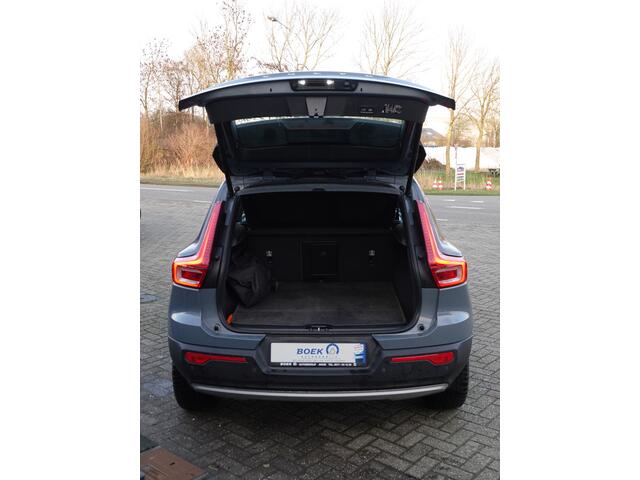 Volvo XC40 1.5 T4 Recharge Inscription PANO | PILOT + ACC | BLIS + CTA | HK-AUDIO | 360° CAM