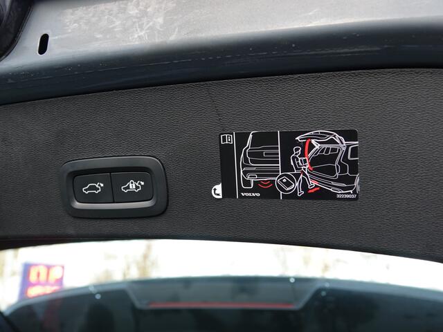 Volvo XC40 1.5 T4 Recharge Inscription PANO | PILOT + ACC | BLIS + CTA | HK-AUDIO | 360° CAM