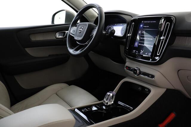 Volvo XC40 T3 AUT. INSCRIPTION -PANO.DAK|360°CAM|ADAP.CRUISE|KEYLESS|POWER-SEATS|TREKHAAK|DEALERONDERH.
