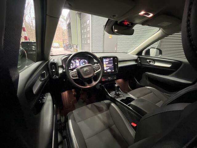 Volvo XC40 T3 Momentum Pro | Apple Carplay | Stoelverwarming | Elek. Achterklep | PDC V+A