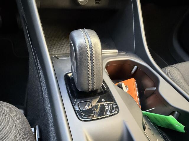 Volvo XC40 1.5 T5 Recharge Business Pro Carplay Navigatie