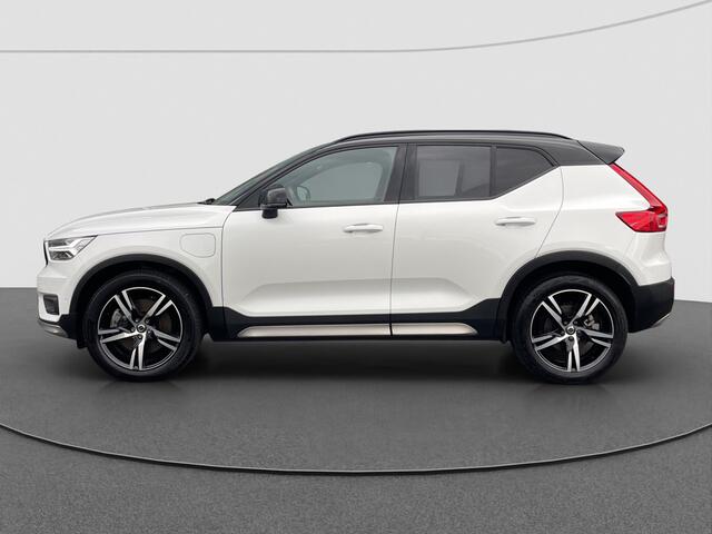 Volvo XC40 1.5 T5 Recharge R-Design Pano | D.hoek | Carplay