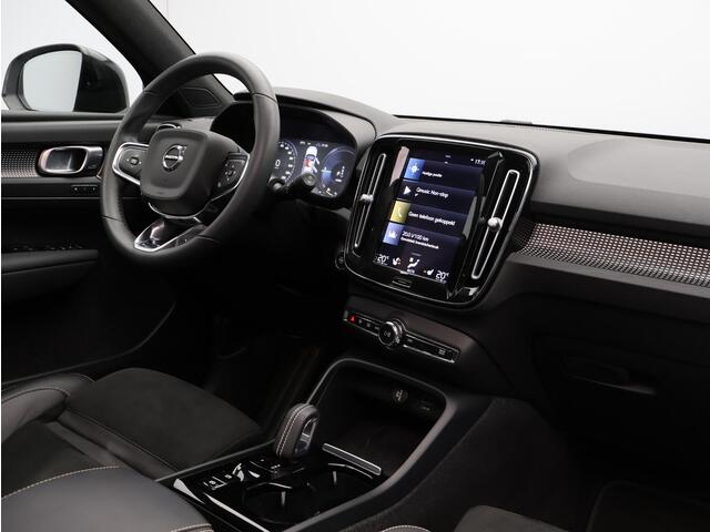 Volvo XC40 T5 Recharge R-Design / Trekhaak / Pano. Dak / Stoel- + stuurwielverwarming / 360 camera / Harman Kardon Audio / Elek. verstelbare stoelen / Pilot Assist