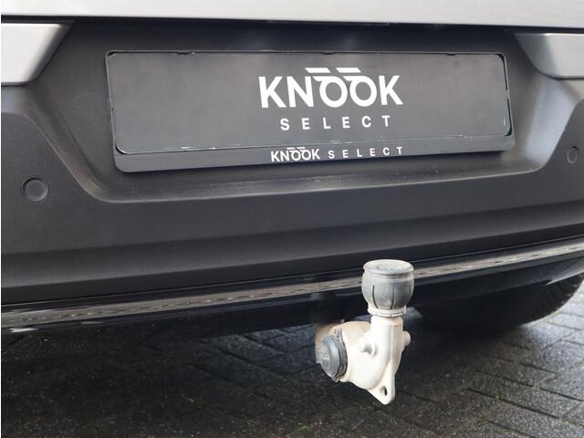 Volvo XC40 Recharge Twin Ultimate 78 kWh / Panoramadak / Stoelverwarming / Parkeersensoren voor+achter / Apple Carplay/Android Auto / 19 Inch / LED / Harman Kardon