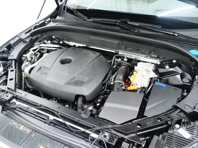 Volvo XC60 2.0 T6 Plug-in hybrid AWD Ultimate Bright | Panoramadak | Pilot Assist | Harman/Kardon | 360 | Head Up