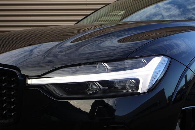 Volvo XC60 Recharge T8 AWD Ultimate Dark | LONG RANGE | Luchtvering | Trekhaak