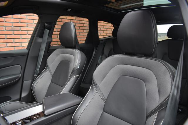 Volvo XC60 T6 350PK Plug-in hybrid AWD Plus Dark Long Range | Harman/Kardon | 360 Camera | Lighting |