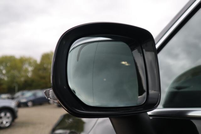 Volvo XC60 2.0 T8 Plug-in hybrid AWD Ultimate Bright | Schuif-/ kanteldak| Head-up Display| 360* Camera| Harman Kardon Audio| Semi- elektrisch inklapbare trekhaak| Keyless Entry| Adaptieve Cruise Control met Pilot Assist| Dodehoeksensoren|