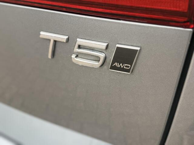 Volvo XC60 2.0 T5 AWD Momentum Pro |Navi|Leder|Trekhaak|