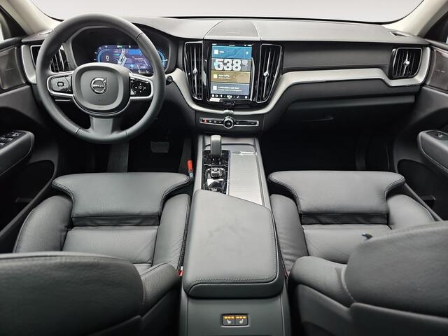 Volvo XC60 2.0 T6 Plug-in hybrid AWD Ultimate Dark | Stoelverwarming | Trekhaak | Harman/Kardon Audio | Lederen bekleding |