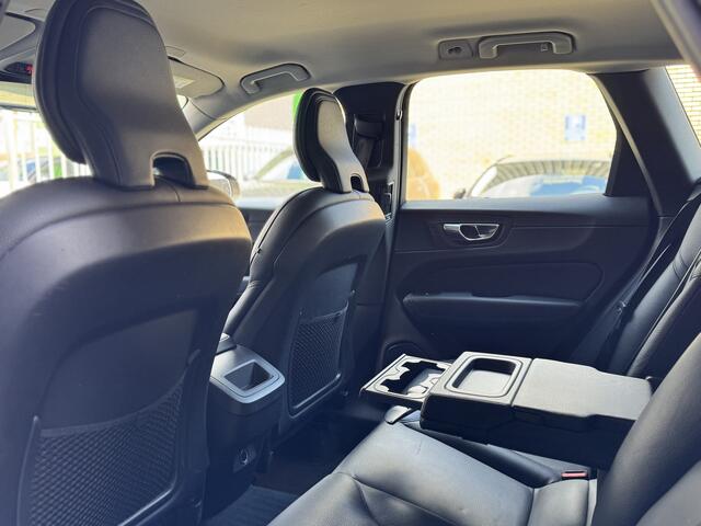 Volvo XC60 2.0 T5 Automaat Momentum Business Pack Connect Plus | Trekhaak | DAB