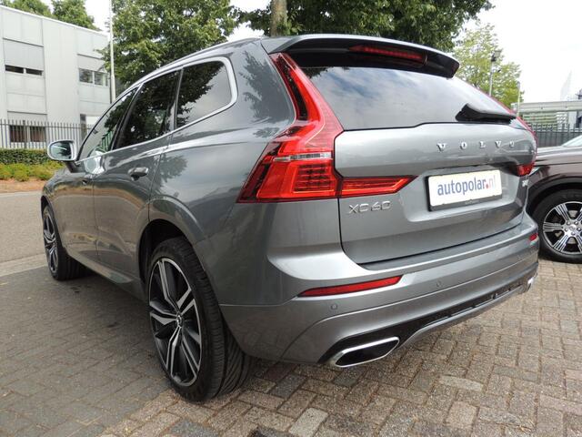 Volvo XC60 2.0 T8 Twin Engine AWD R-Design Trekhaak/Panodak/Camera/Nwe banden etc.