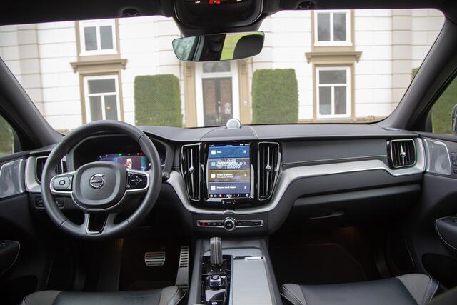 Volvo XC60 2.0 T8 Plug-in hybrid AWD R-Design Trekhaak | Pano | Luchtvering | Bowers & Wilkins