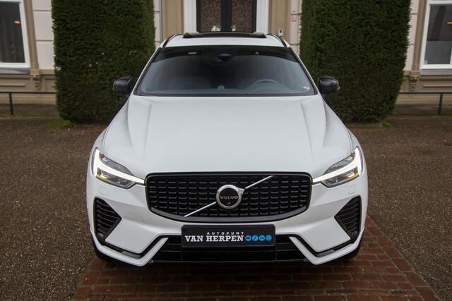 Volvo XC60 2.0 T8 Plug-in hybrid AWD R-Design Trekhaak | Pano | Luchtvering | Bowers & Wilkins