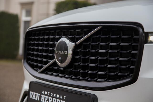 Volvo XC60 2.0 T8 Plug-in hybrid AWD R-Design Trekhaak | Pano | Luchtvering | Bowers & Wilkins