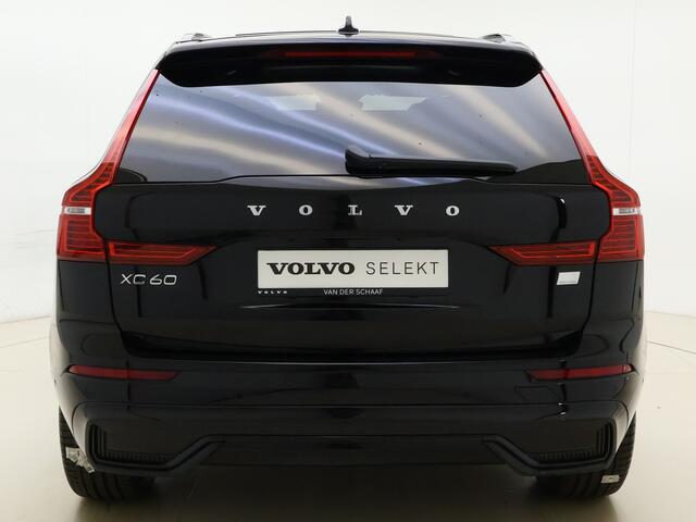 Volvo XC60 T6 350 Plug-in hybrid AWD Plus Dark / Harman en Kardon audio / Contourstoelen / Panorama dak / Camera voor en achter / Elektrisch verstelbare stoelen /