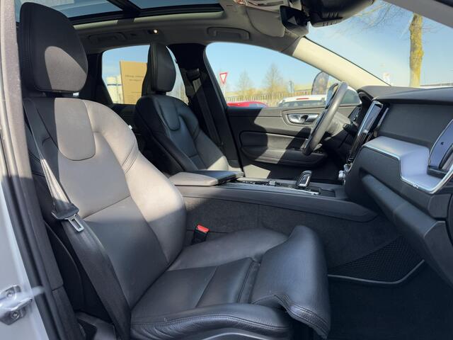 Volvo XC60 2.0 Recharge T6 AWD Inscription 1e Eigenaar,Pano,Leder,Navi,340pk,PDC,Dealer Onderhouden,Apk tot 11-2026