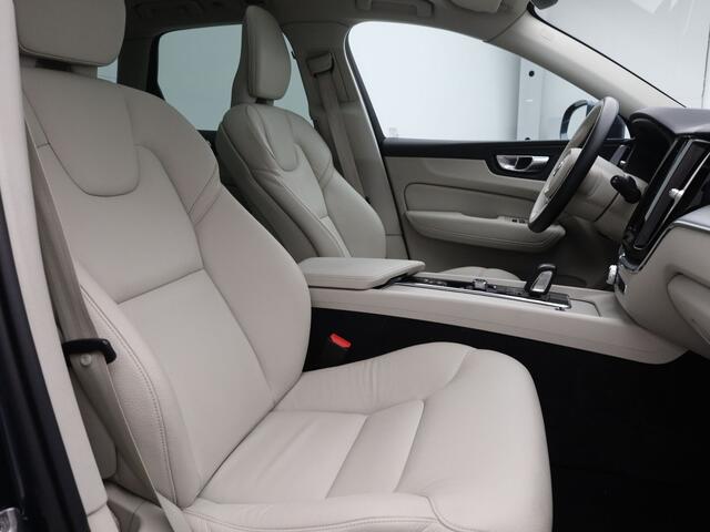 Volvo XC60 2.0 Recharge T6 AWD Business Pro | PANO | CAMERA | KEYLESS