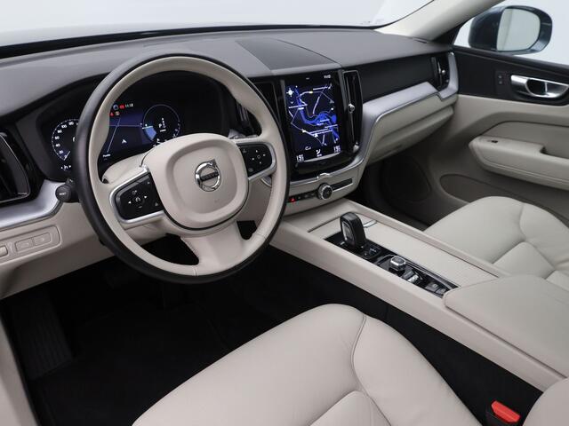 Volvo XC60 2.0 Recharge T6 AWD Business Pro | PANO | CAMERA | KEYLESS