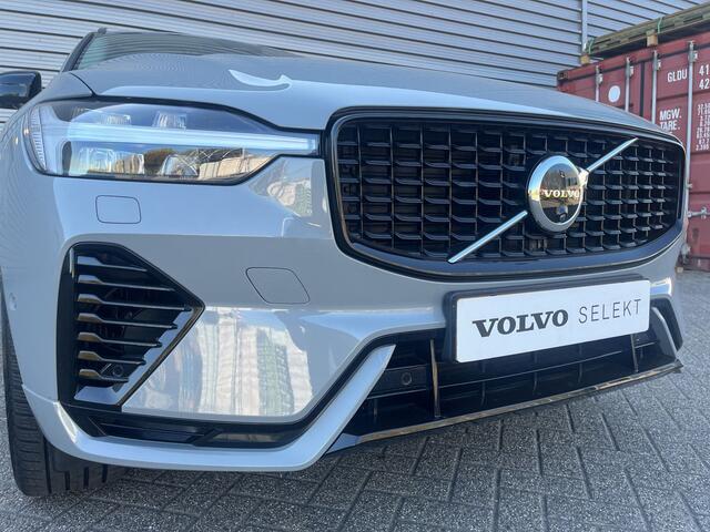 Volvo XC60 2.0 T6 Plug-in hybrid AWD Ultimate Dark / Head-Up / Trekhaak / Blis / 360 Camera / Schuif/kanteldak